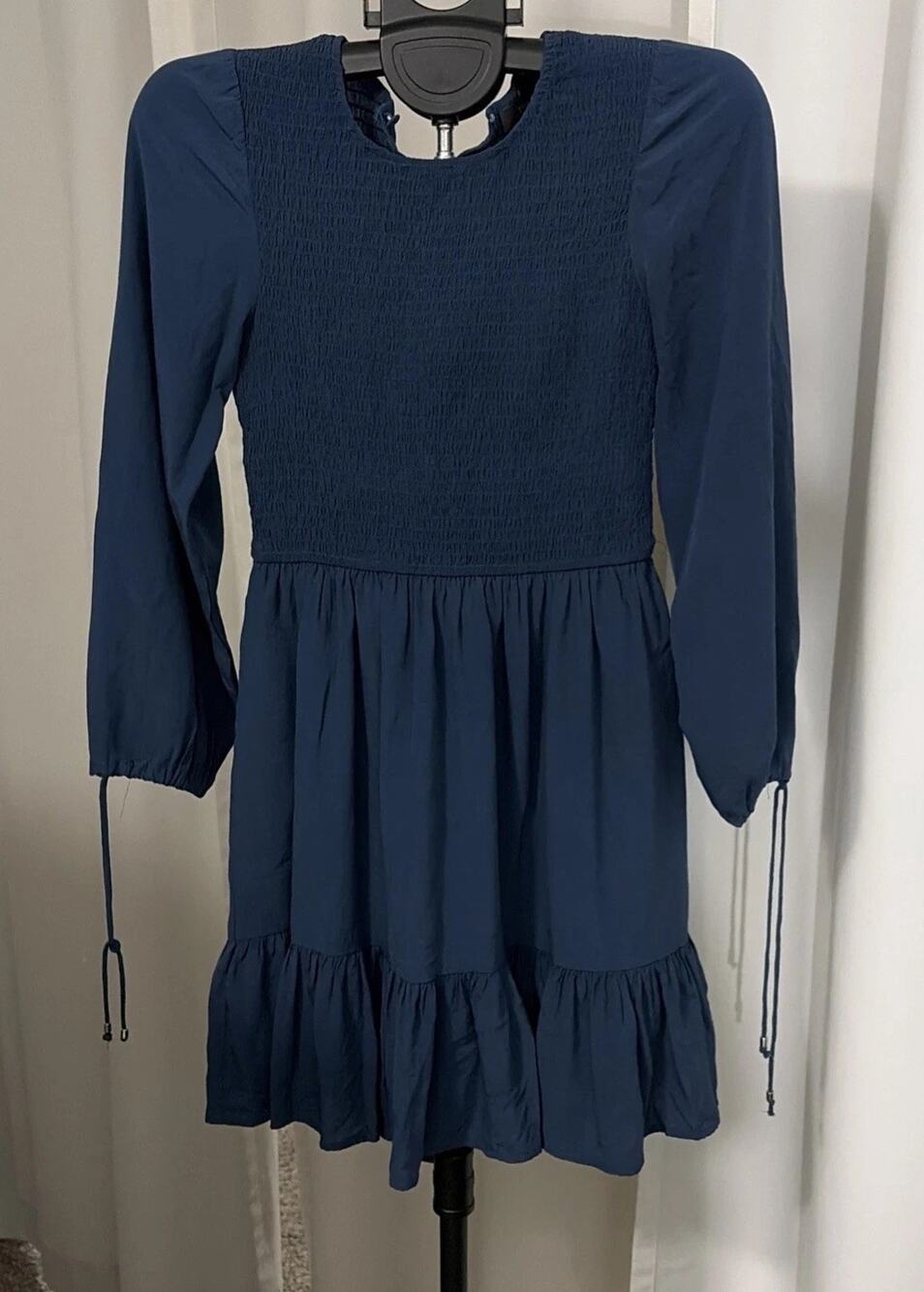 Zesica Dress Sz Small Navy Blue Above The Knee